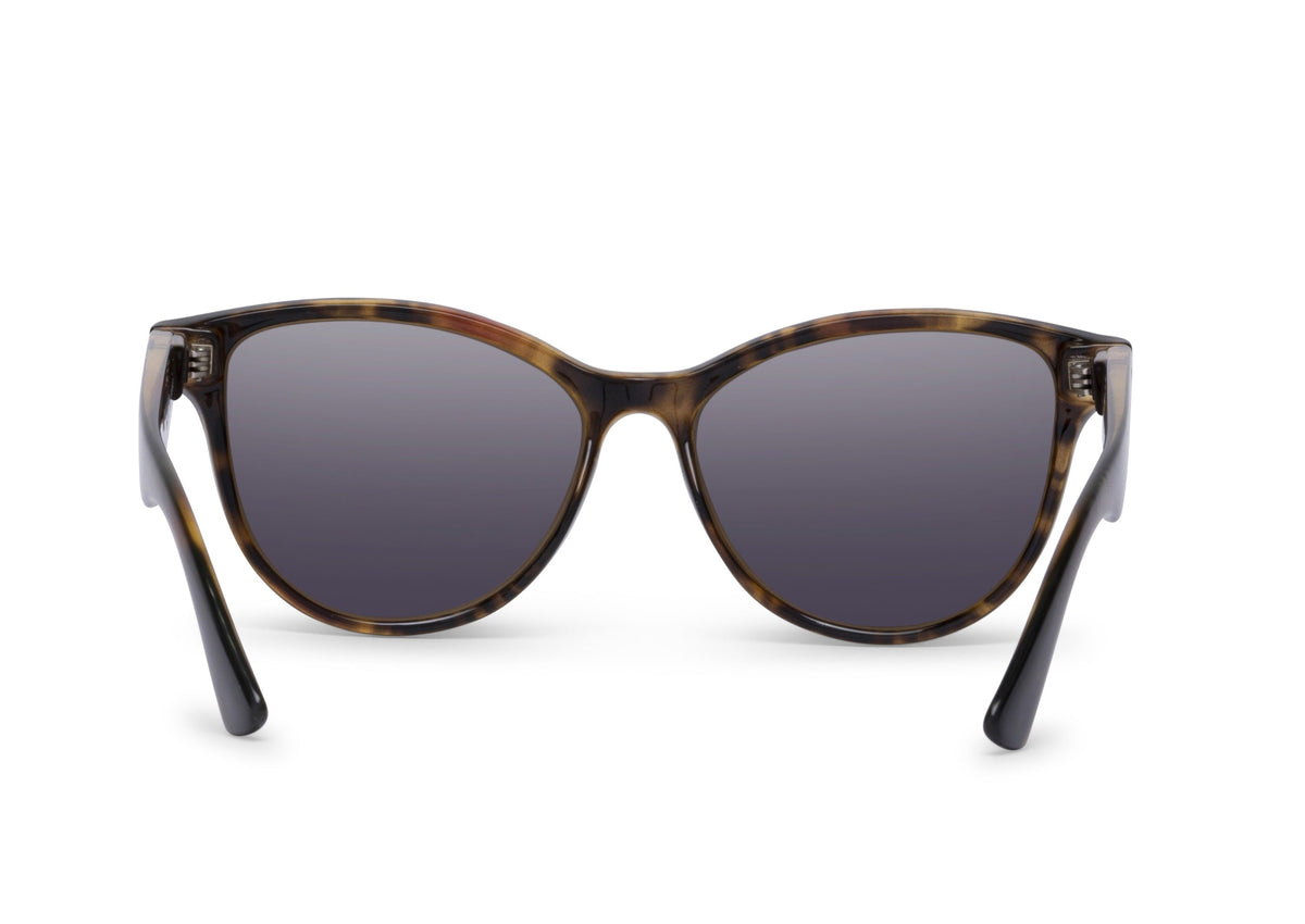 Mia sunglasses in lava verde green, on-face view