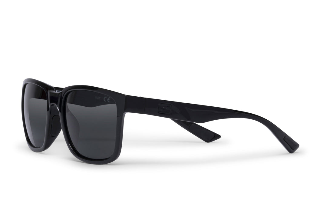 Lindsey sunglasses in glossy black, lens detail